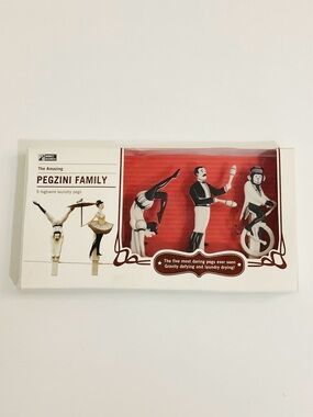 Rare, Funny Circus The Amazing Pegzini Family Highwire Laundry Pegs
